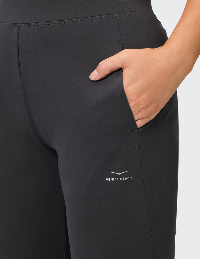Venice Beach Cargohose »JOGGINGHOSE 1/1 BRANDY« mit Eingrifftaschen, aus elastischem Material