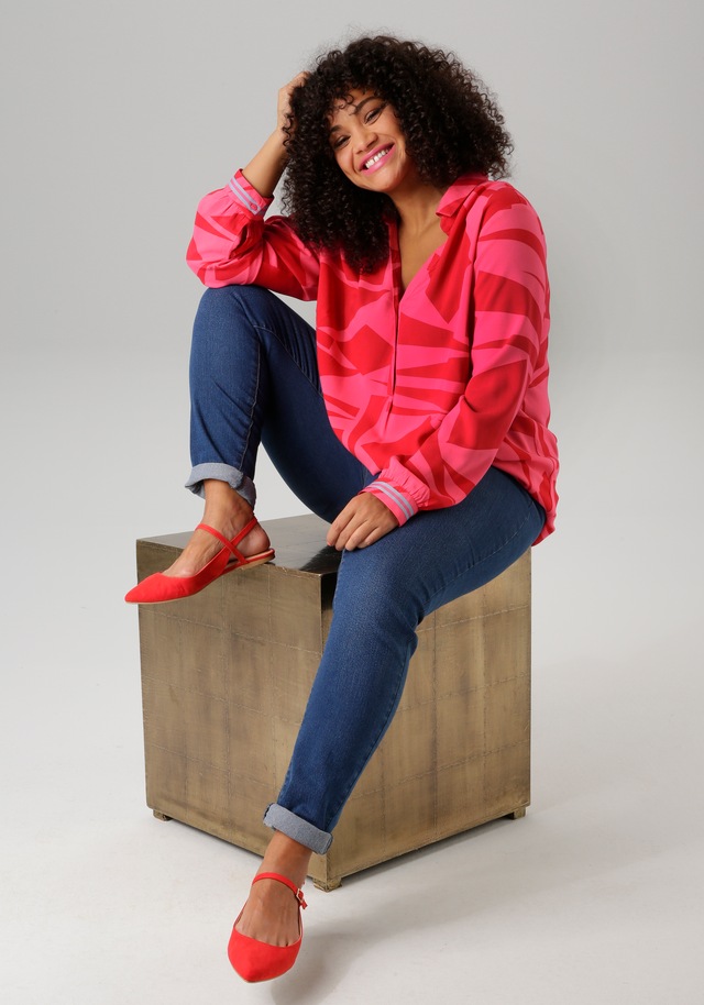 Aniston PLUS Longbluse mit farbenfrohem, großflächigem Druck