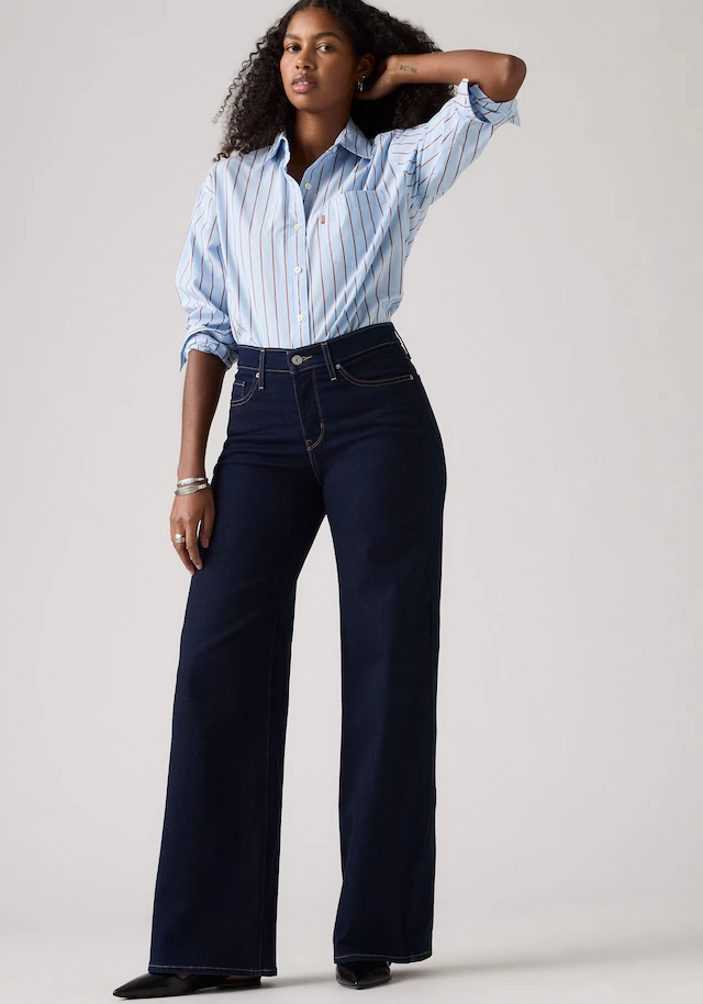 Levi's® Weite Jeans »Jeans 318 SHAPING« im Five-Pocket Style