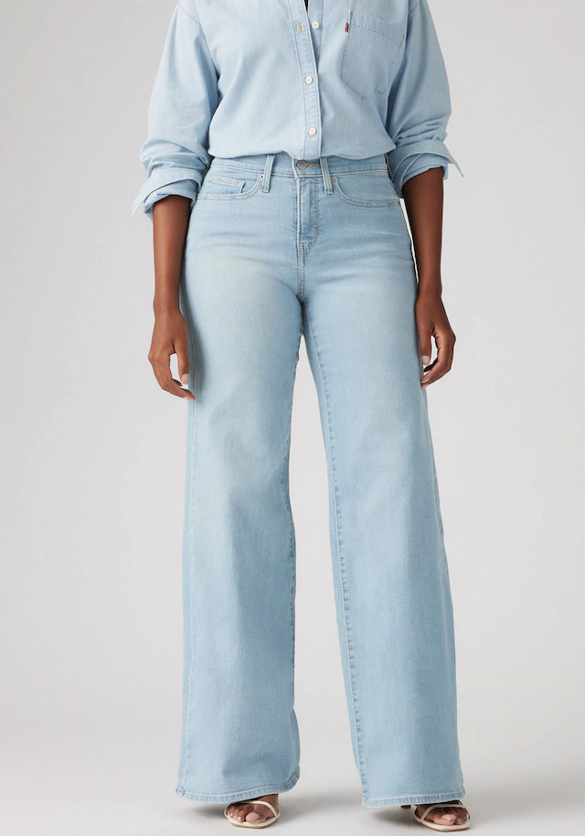 Levi's® Weite Jeans »Jeans 318 SHAPING« im Five-Pocket Style