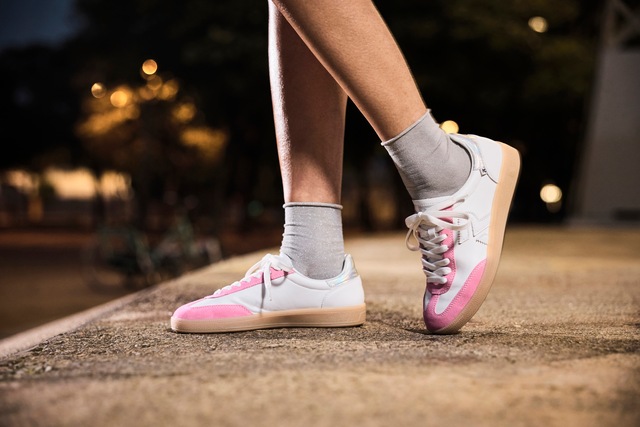 RIEKER Sport Sneaker »San Diego Swing2GO« Retro-Sneaker, Freizeitschuh, Halbschuh mit herausnehmbarem Fußbett