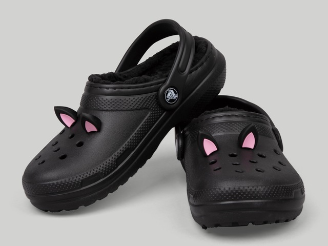 Crocs Clog »Classic Lined Clog« Kindergartenschuh, Hausschuh mit kuscheligem Futter