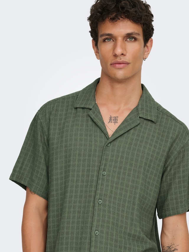 ONLY & SONS Kurzarmhemd »ONSLATHAM RLXSS RESORT LINEN STRUC 0257« Viskose mit Leinen, normal geschnitten