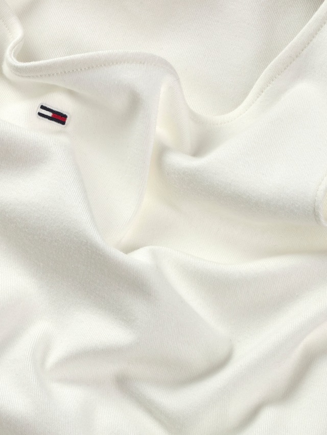 Tommy Jeans Tanktop »TJW BOAT NECK TOP SS EXT« mit Logostickerei