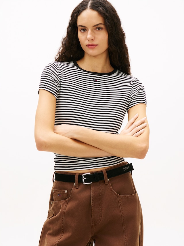 Tommy Jeans Kurzarmshirt »TJW 2PACK SLIM ESSENTIAL RIB SS« Packung, 2er-Pack, 2 tlg. mit gerippter Struktur, Rundhals