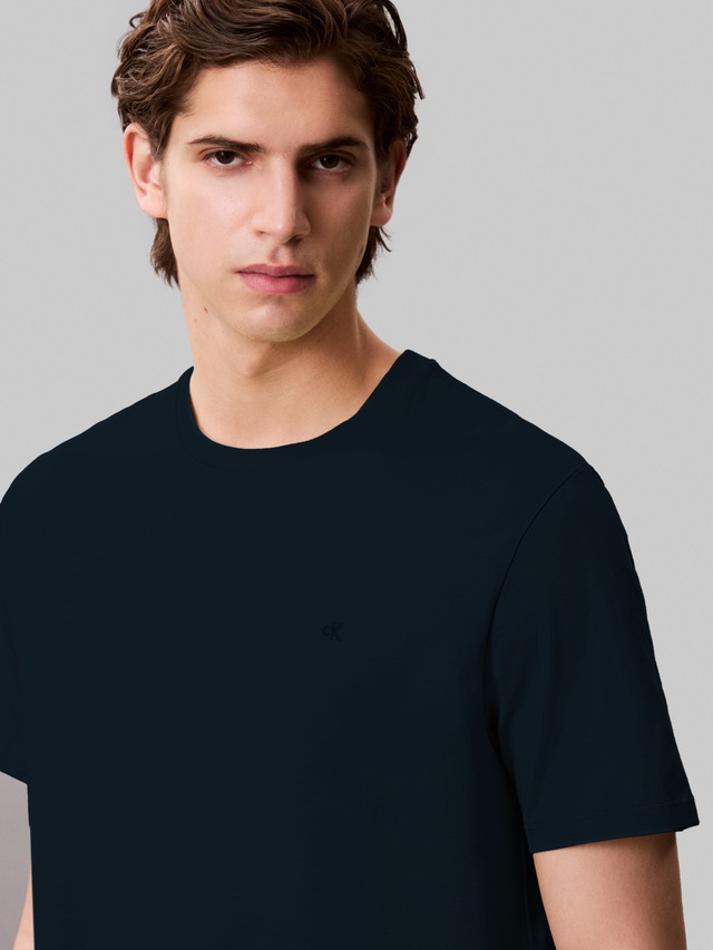 Calvin Klein Jeans T-Shirt »SS SMOOTH CTTN SOLID CREWNK TEE« mit Logo