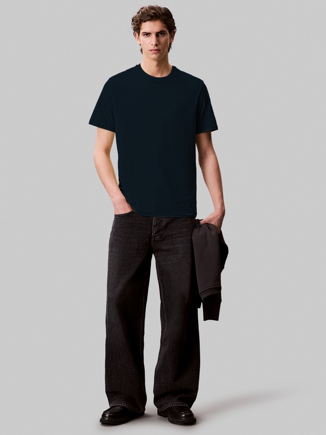 Calvin Klein Jeans T-Shirt »SS SMOOTH CTTN SOLID CREWNK TEE« mit Logo