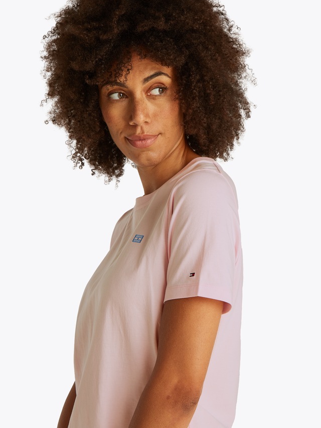 Tommy Hilfiger T-Shirt »REG CONTRAST FLAG SS TEE« mit Logostickerei