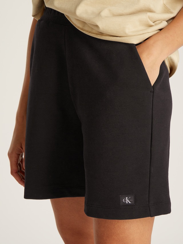 Calvin Klein Jeans Sweatshorts »WOVEN LABEL SHORTS« mit Logo