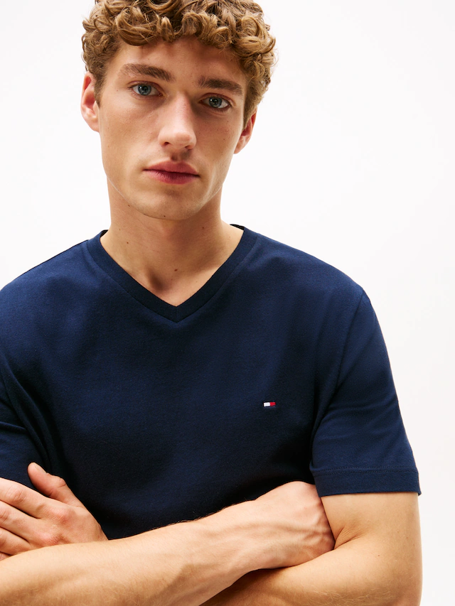 Tommy Hilfiger V-Shirt »ESSENTIAL V-NECK« unifarben, casual, regular fit, Baumwolle,