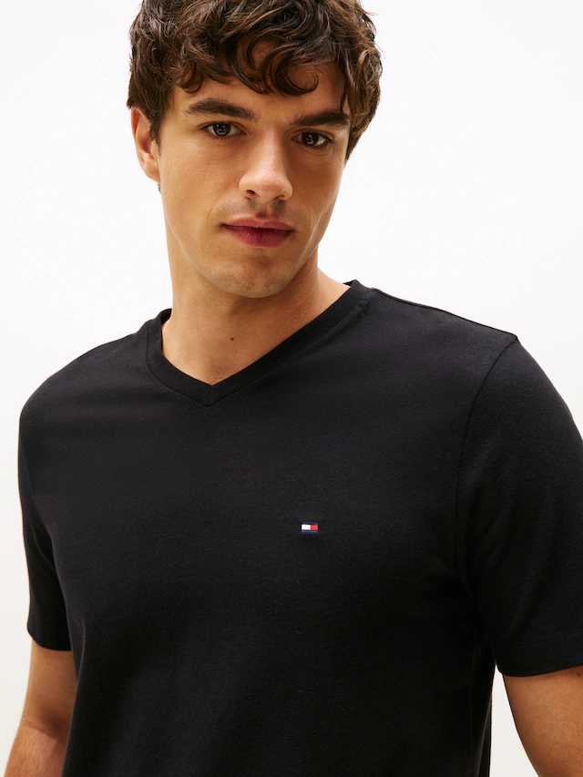 Tommy Hilfiger V-Shirt »ESSENTIAL V-NECK« unifarben, casual, regular fit, Baumwolle,