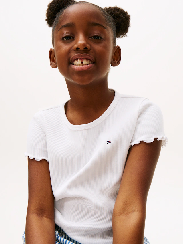 Tommy Hilfiger T-Shirt »ESSENTIAL RIB TOP SS« mit Logostickerei