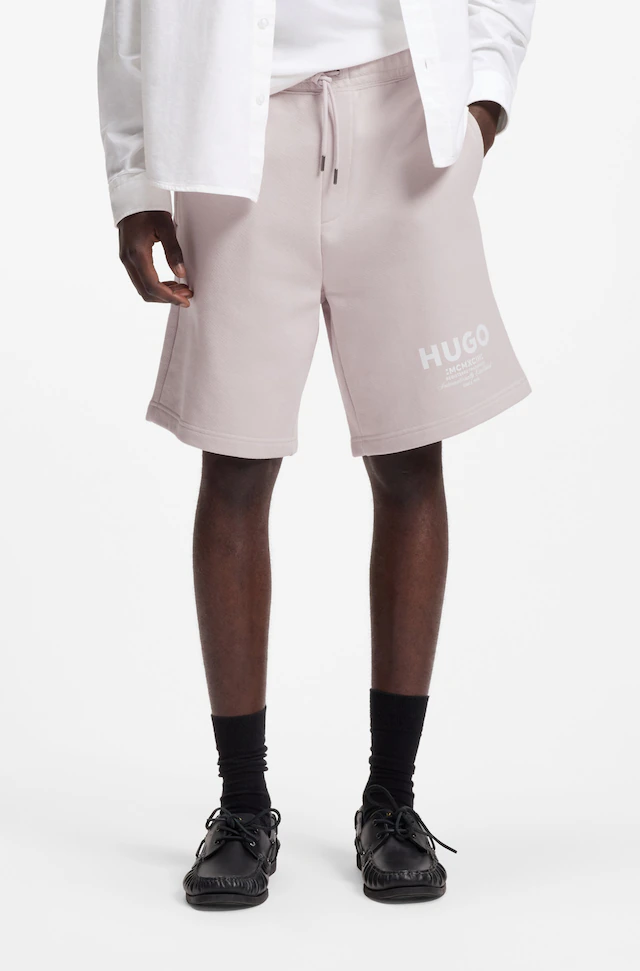 HUGO Sweatshorts »Nomario« mit großem Druck