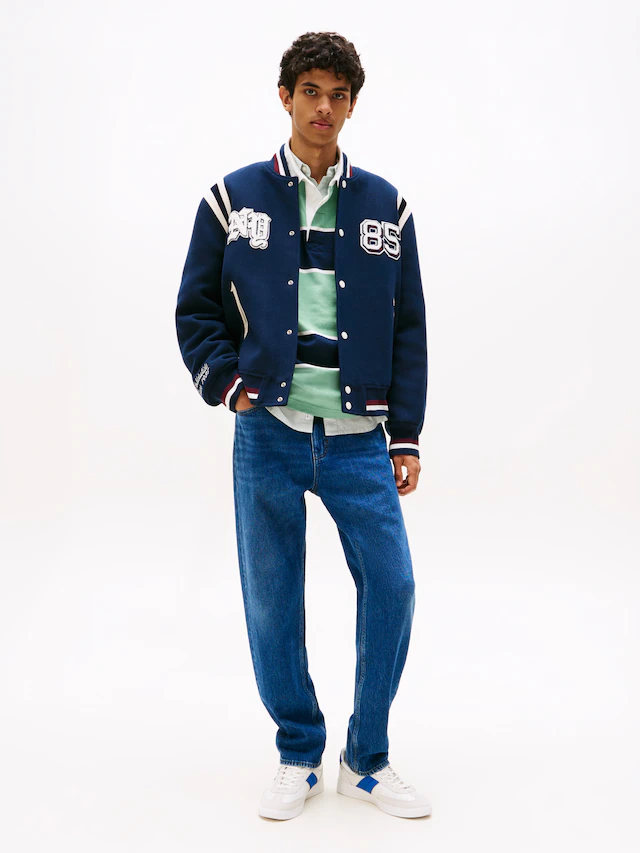 Tommy Jeans Gerade Jeans »Isaac Relaxed Tapered« Relaxed‑Fit‑Jeans mit konisch zulaufendem Bein