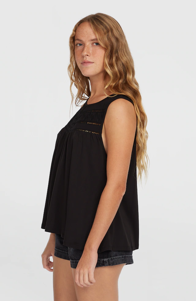 O'Neill Tanktop »ESSENTIALS TOKEENA EMBROIDERY TANK« mit bestickten Einsätzen am U-Ausschnitt, aus Viskose und Elasthan