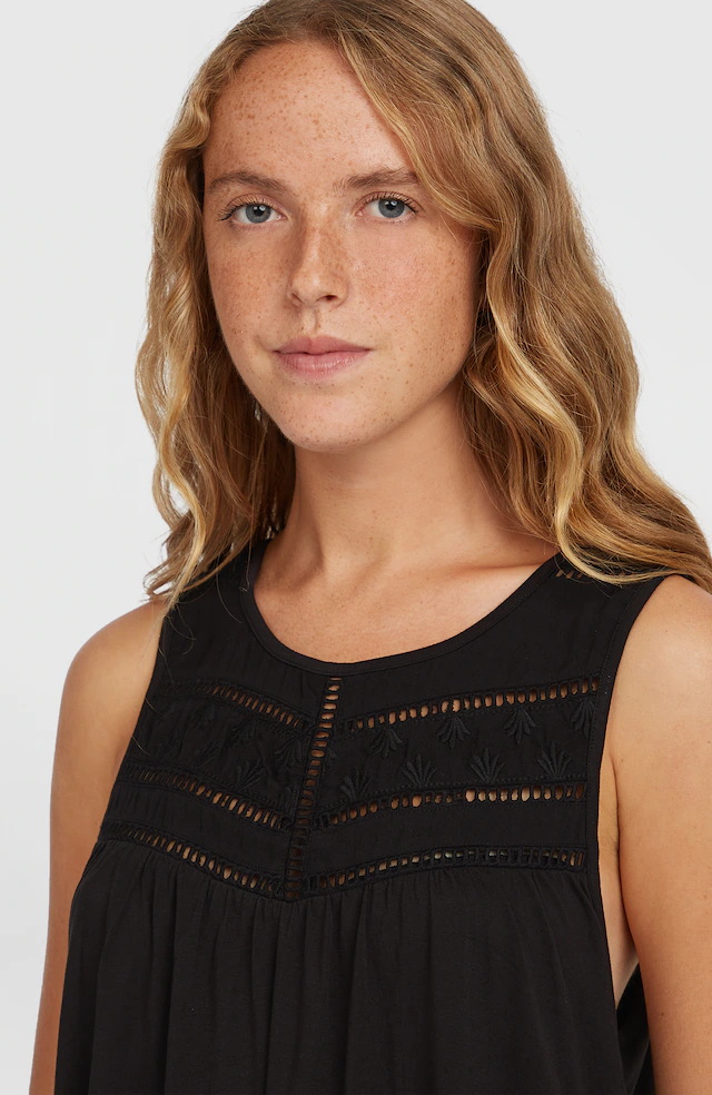 O'Neill Tanktop »ESSENTIALS TOKEENA EMBROIDERY TANK« mit bestickten Einsätzen am U-Ausschnitt, aus Viskose und Elasthan
