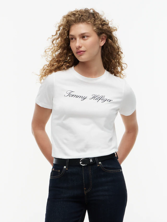 Tommy Hilfiger T-Shirt »NOS SCRIPT REGULAR C-NK SHORT SLEEVE« mit Rundhals und kontrastfarbener Stickerei, Regular Fit