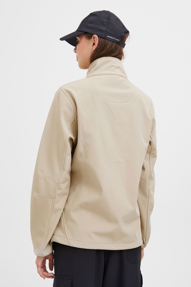 North Bend Softshelljacke »Softshelljacke NBCorrina W W-PRO 8.000 mit wasserdichter Beschichtung«