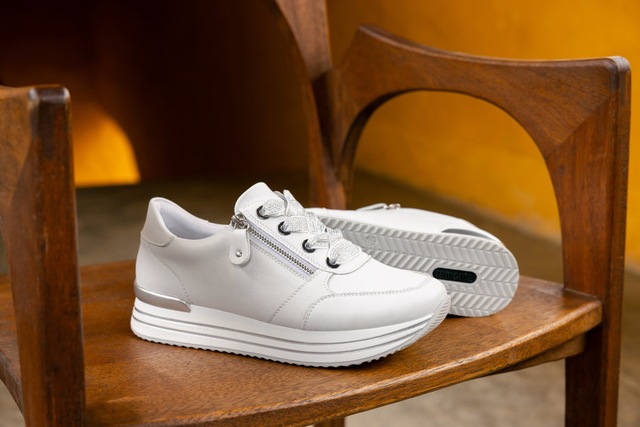 Remonte Plateausneaker , Freizeitschuh, Halbschuh, Schnürschuh mit gepolstertem Schaftrand
