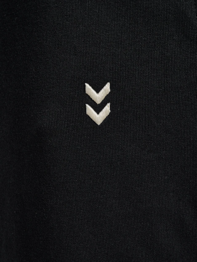 hummel Jogginghose »HMLPULSE SWEAT PANTS« mit gesticktem Chevron-Logo, aus Baumwolle und Polyester