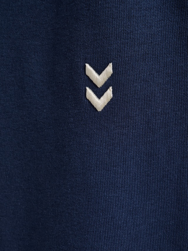 hummel Jogginghose »HMLPULSE SWEAT PANTS« mit gesticktem Chevron-Logo, aus Baumwolle und Polyester