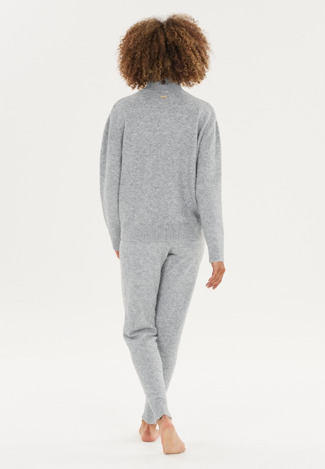 ATHLECIA Sweathose »Daviana« in tollem Strick-Design
