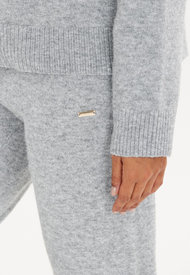 ATHLECIA Sweathose »Daviana« in tollem Strick-Design