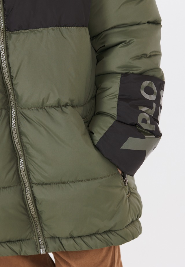 ZIGZAG Outdoorjacke »Bruno« mit winddichtem und atmungsaktivem Material