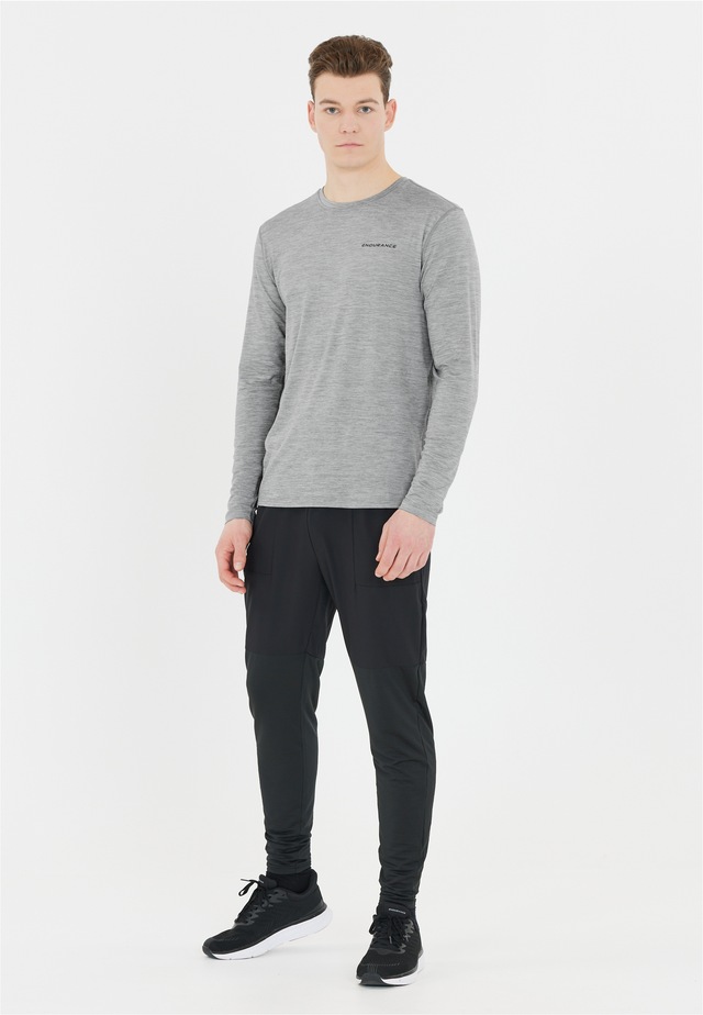 ENDURANCE Langarmshirt »Abdon« mit Quick Dry-Technologie
