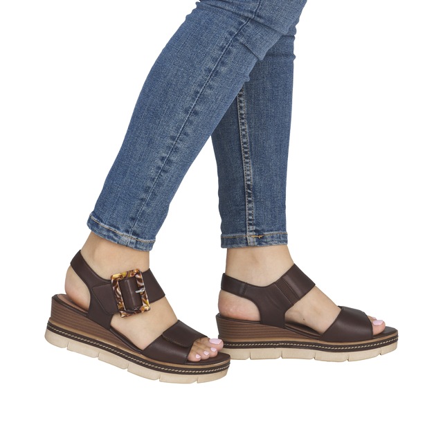 Remonte Keilsandalette »Elisabeth Hurley-Collection« Keilabsatz, Riemensandale, Sommerschuh, auffällige Zierschnalle