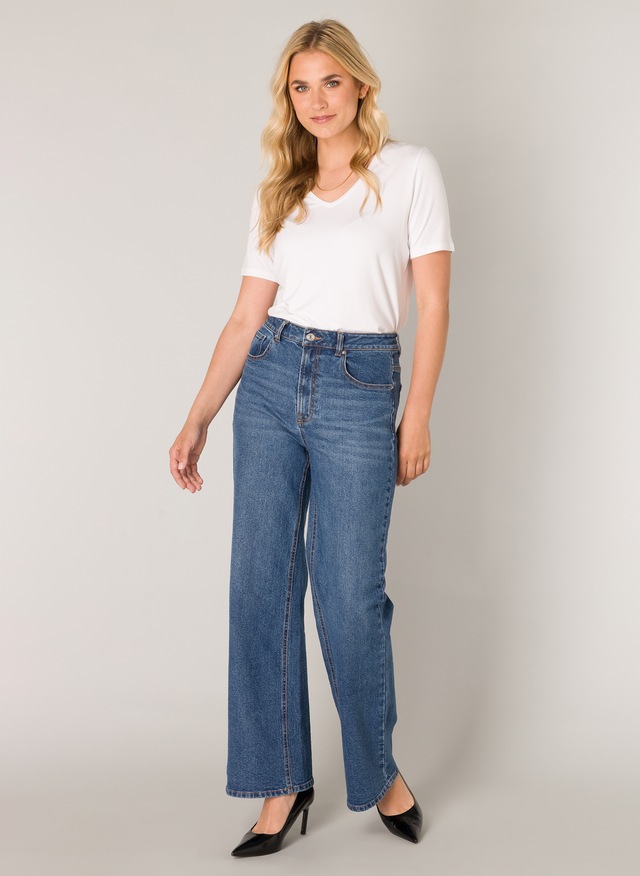 Base Level Weite Jeans »Amy« mit Waschung