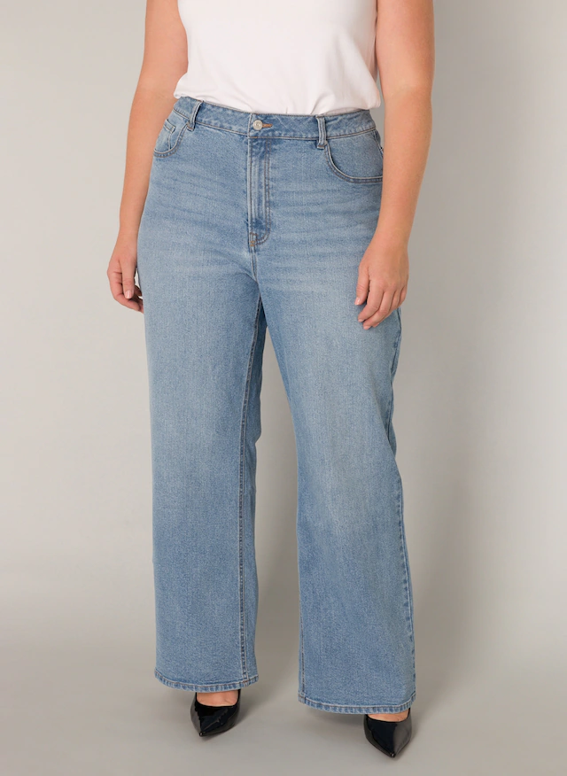 Base Level Curvy Weite Jeans in großen Größen
