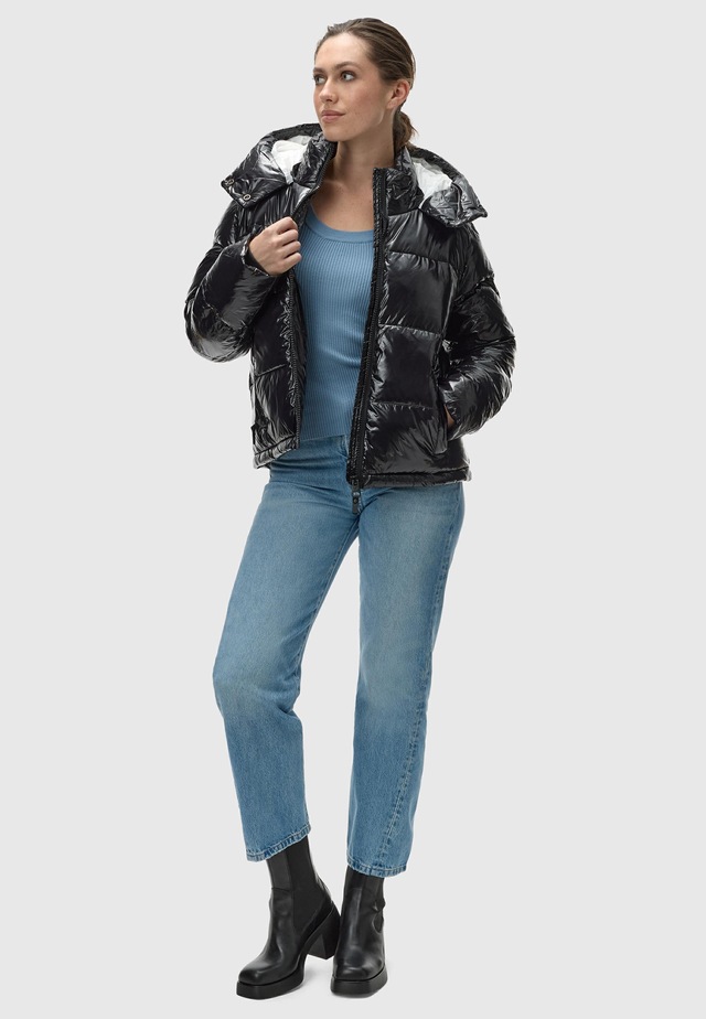 Ragwear Steppjacke »Roobie« mit Kapuze super stylische, gänzende Damen Winterjacke