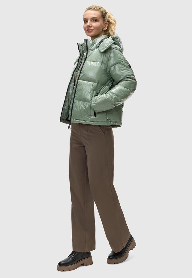 Ragwear Steppjacke »Roobie« mit Kapuze super stylische, gänzende Damen Winterjacke