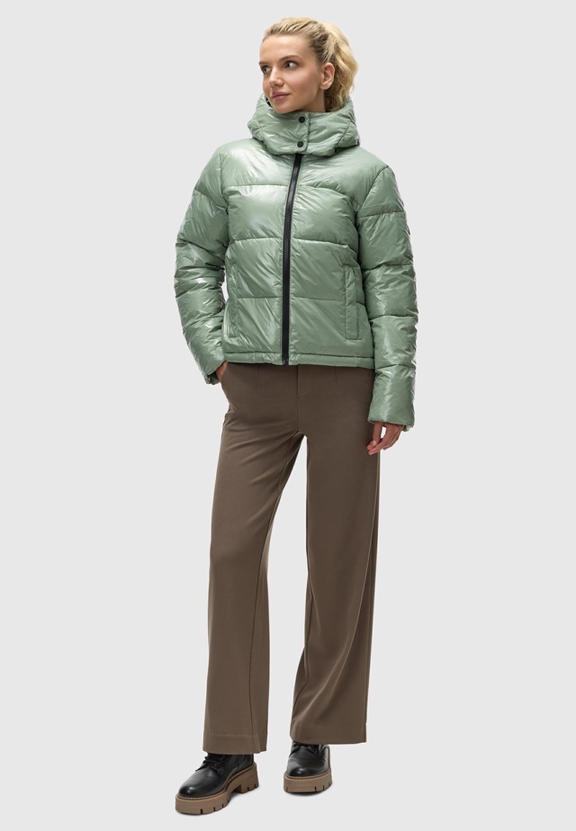 Ragwear Steppjacke »Roobie« mit Kapuze super stylische, gänzende Damen Winterjacke