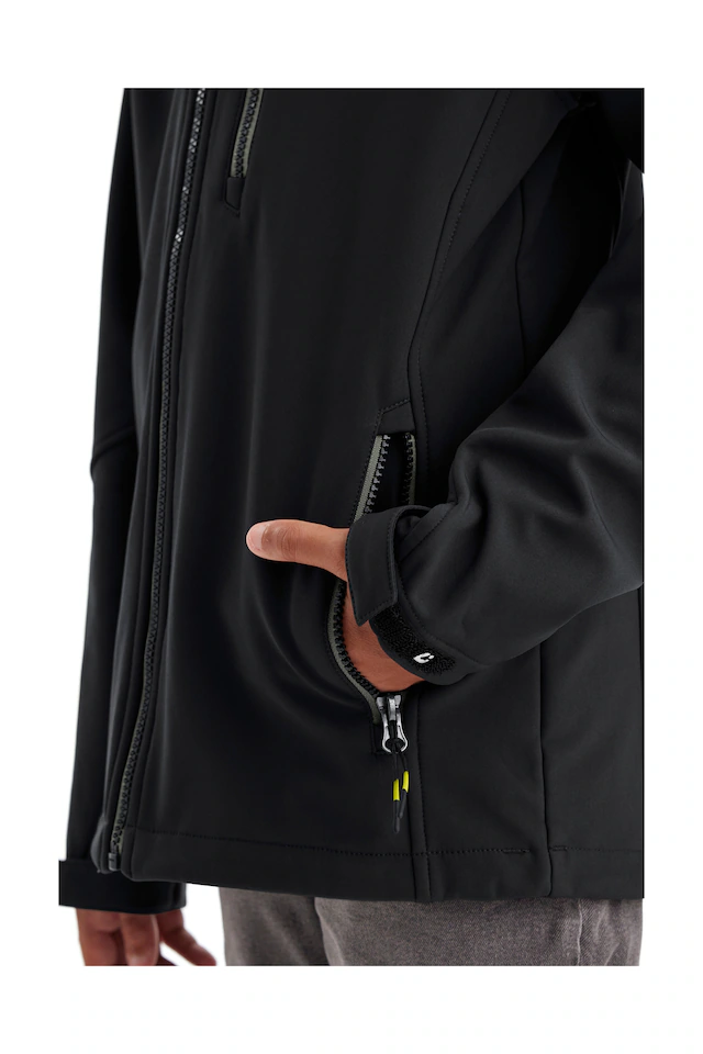 Killtec Softshelljacke »Jungen Softshelljacke« Wasserabweisende Softshelljacke mit Fleece und verstellbaren Details