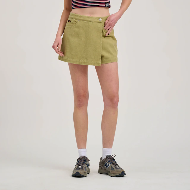 Santa Cruz Shorts »CLASSIC LABEL SKORT« sportlicher Stil, für Erwachsene, aus Baumwolle und Polyester