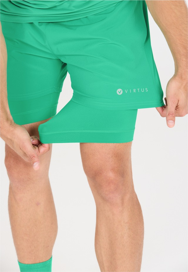 Virtus Shorts »Zayne« mit 4-Wege-Stretch und Innenhose