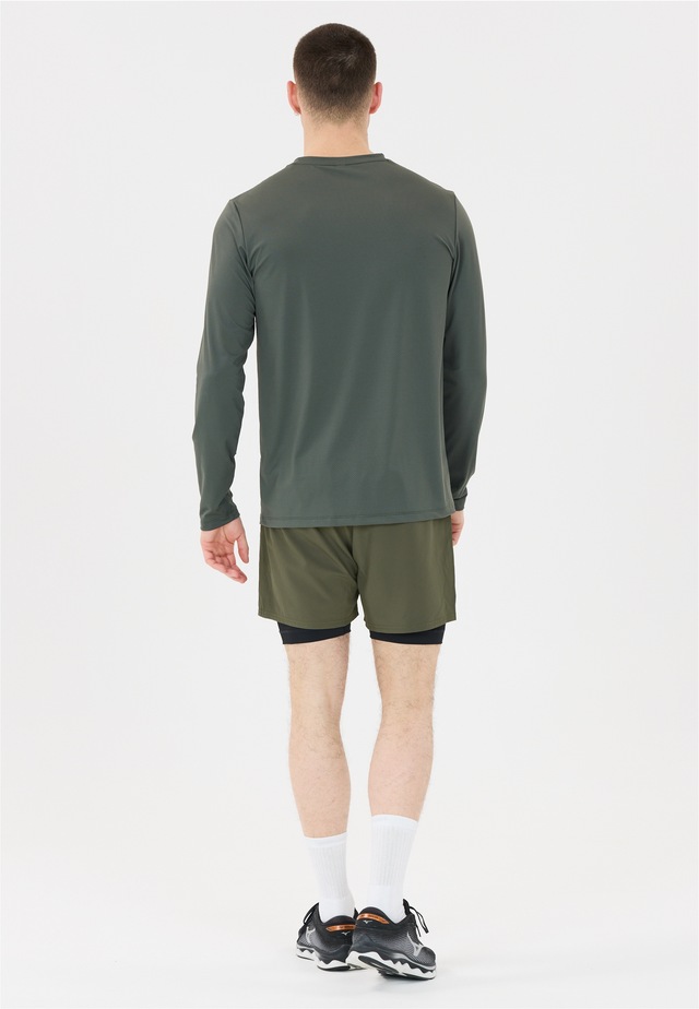 Virtus Shorts »Zayne« mit 4-Wege-Stretch und Innenhose