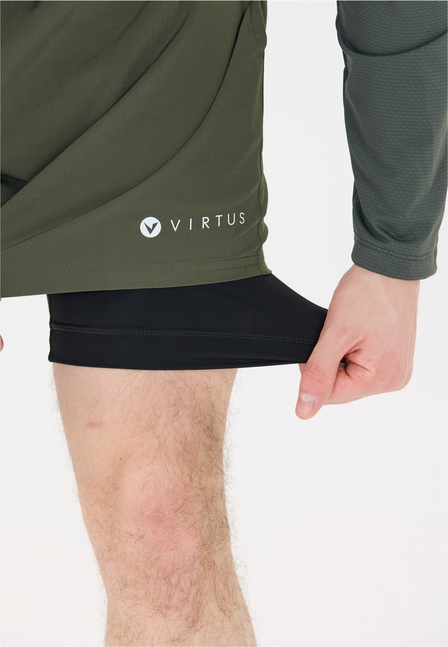 Virtus Shorts »Zayne« mit 4-Wege-Stretch und Innenhose