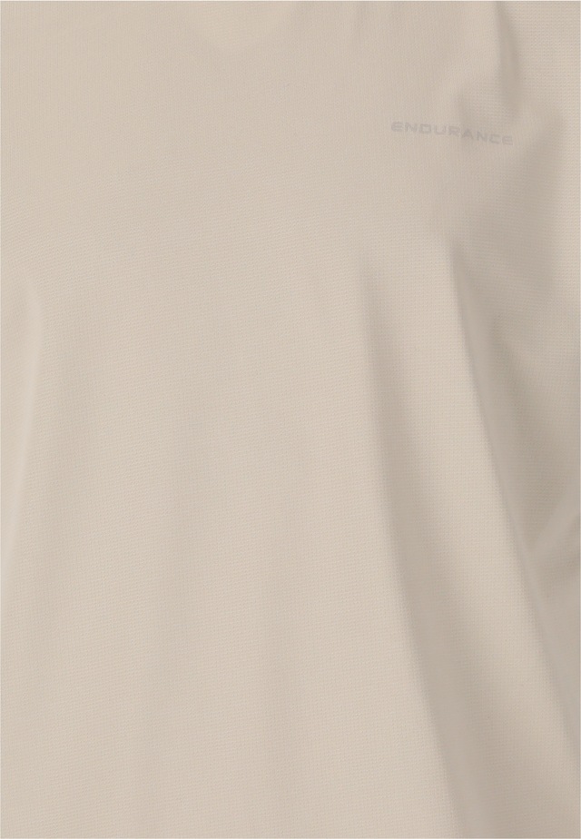 ENDURANCE Funktionsshirt »Nane« mit ventilierenden Mesh-Einsätzen