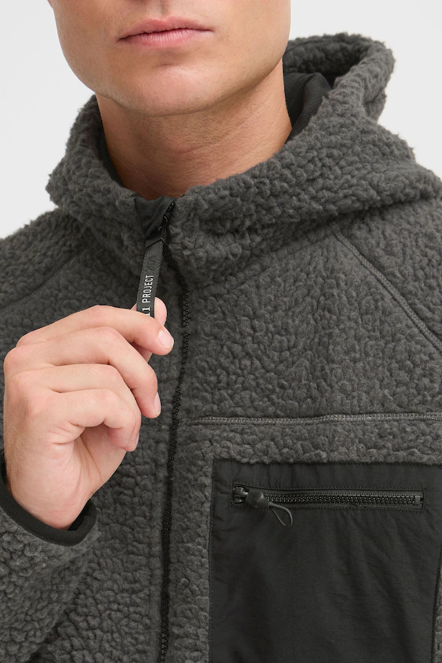 11 Project Fellimitatjacke »Fellimitatjacke PRRomeneo«