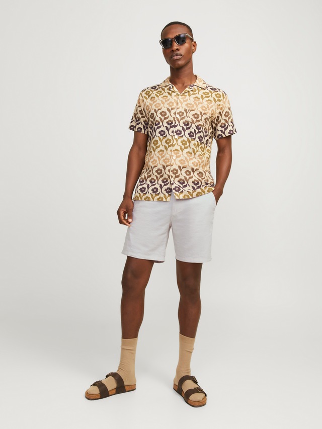 Jack & Jones Chinoshorts »JPSTACE SUMMER SHORT SRT SN« mit praktischen Taschen