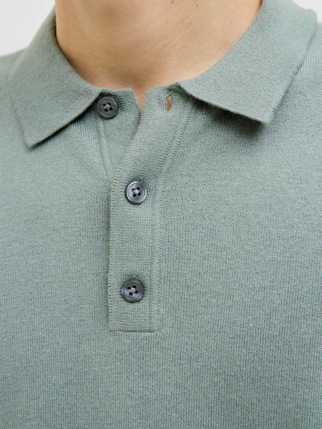 Jack & Jones Kurzarmpullover »JJEEMIL KNIT RELAXED POLO SS SN« mit Polo Kragen