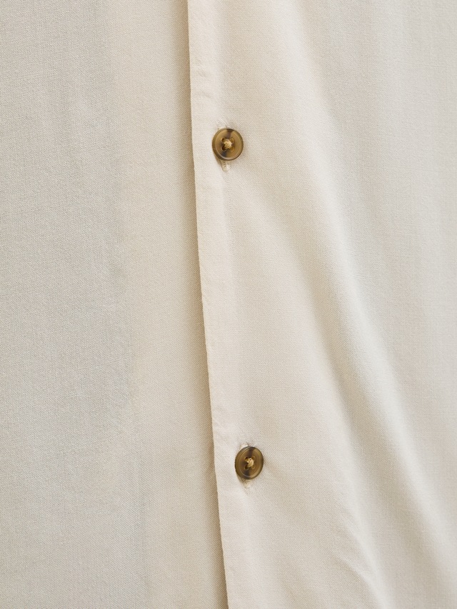 Jack & Jones Kurzarmhemd »JJEJEFF SOLID RESORT SHIRT S/S SN« mit Resort Kragen
