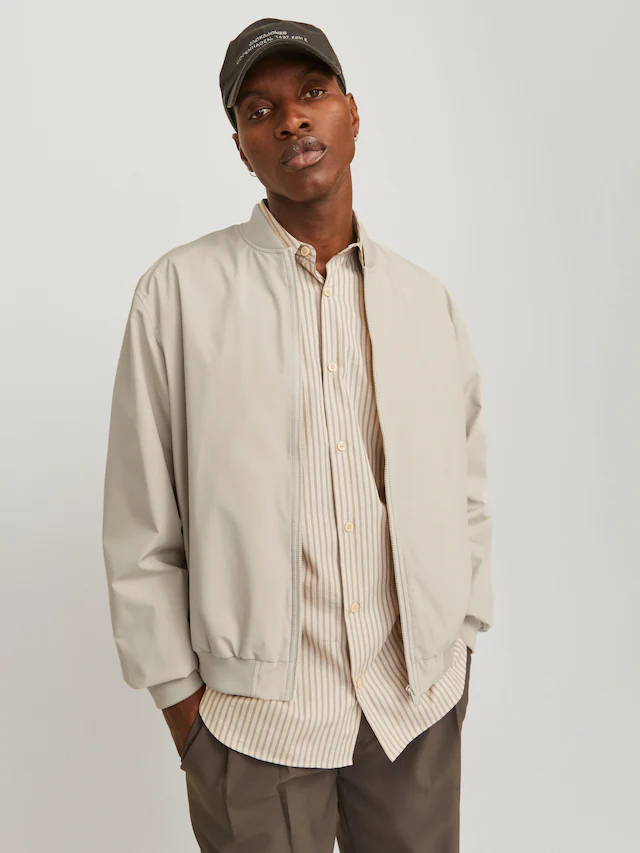 Jack & Jones Bomberjacke »JJECHARGE BOMBER JACKET NOOS« ohne Kapuze mit Rippbündchen