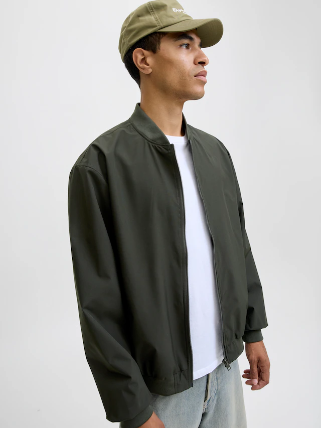 Jack & Jones Bomberjacke »JJECHARGE BOMBER JACKET NOOS« ohne Kapuze mit Rippbündchen
