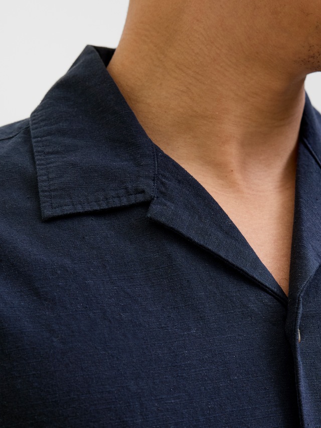 Jack & Jones »JJESUMMER RESORT SHIRT SS SN« mit Resort Kragen