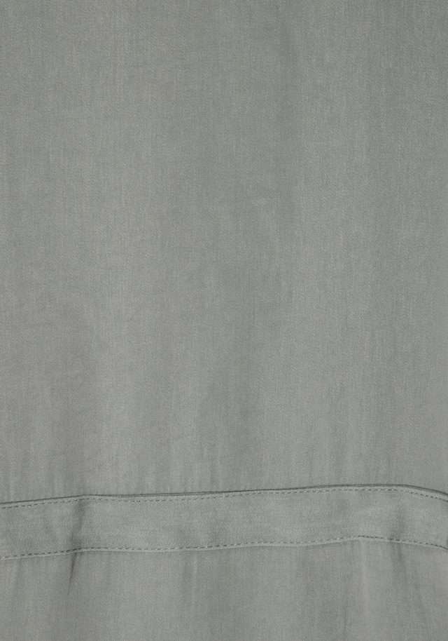 LASCANA Blouson »aus leicht glänzender Satinqualität mit Reißverschluss und Taschen« Leichte Jacke mit Tunnelzug, luftige Blousonjacke ohne Futter, casual