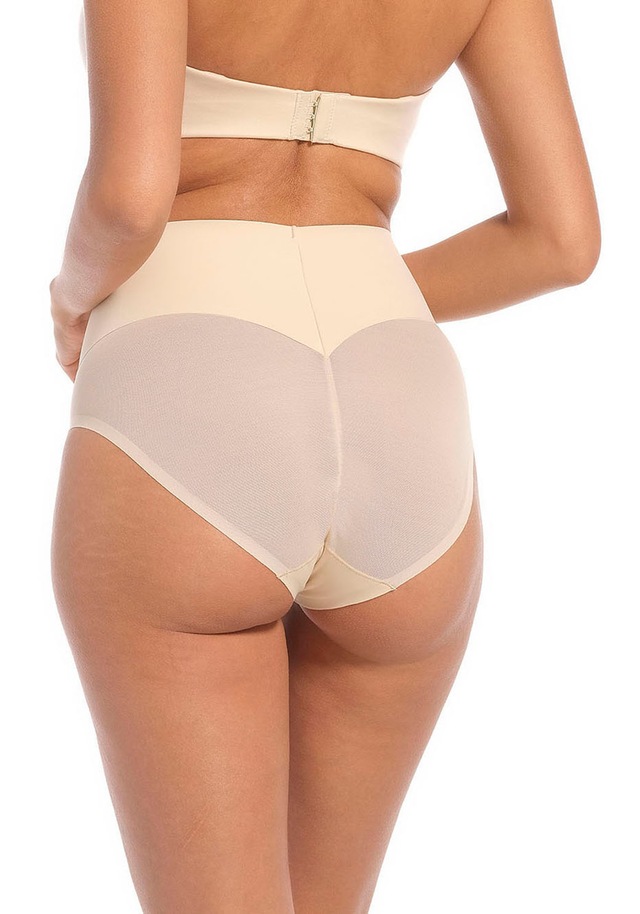 MAGIC Bodyfashion Shapingslip nahtloses Design und eine unsichtbare Verarbeitung